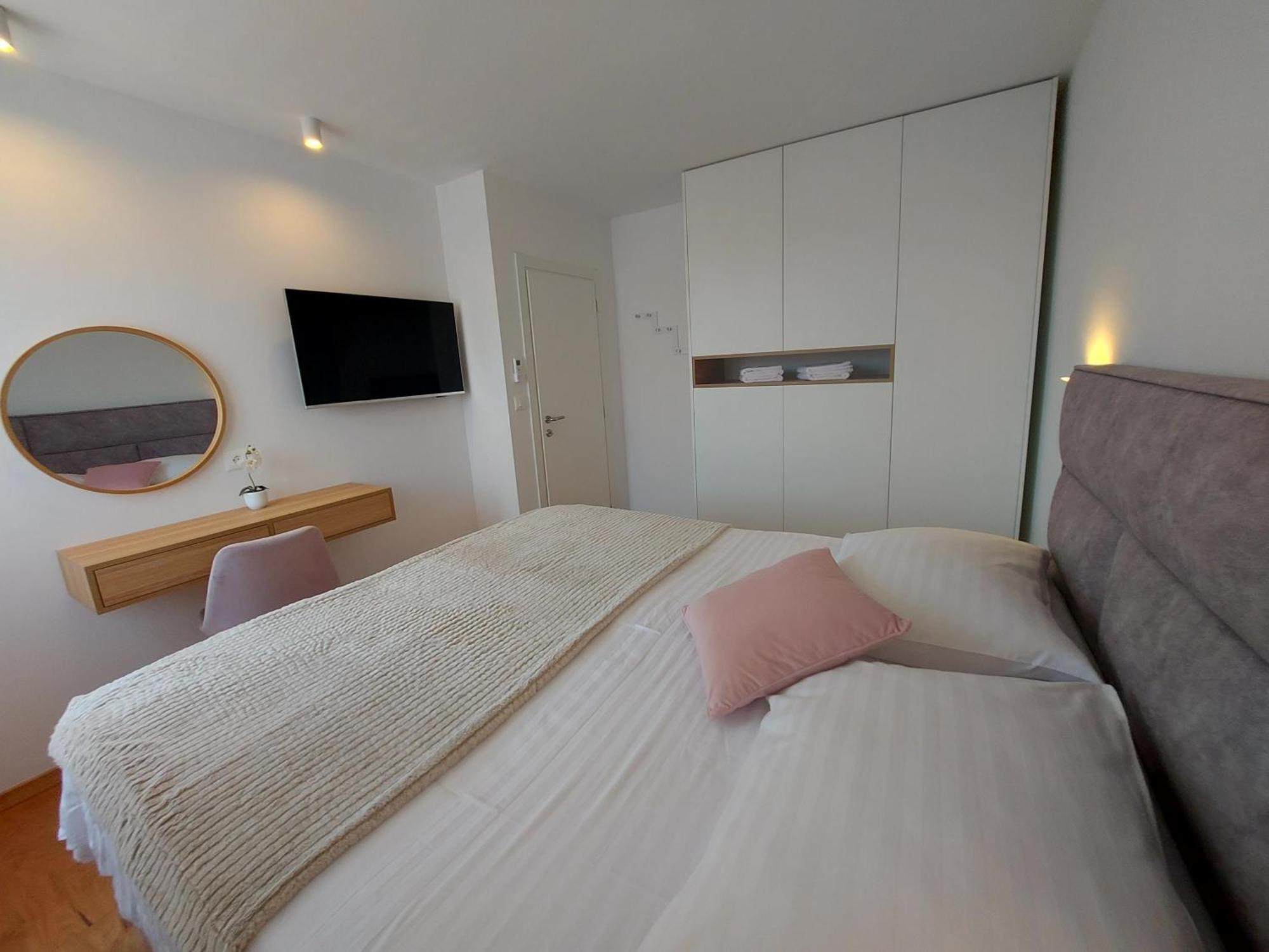 Luxury Apartments Marina View Vodice Bagian luar foto